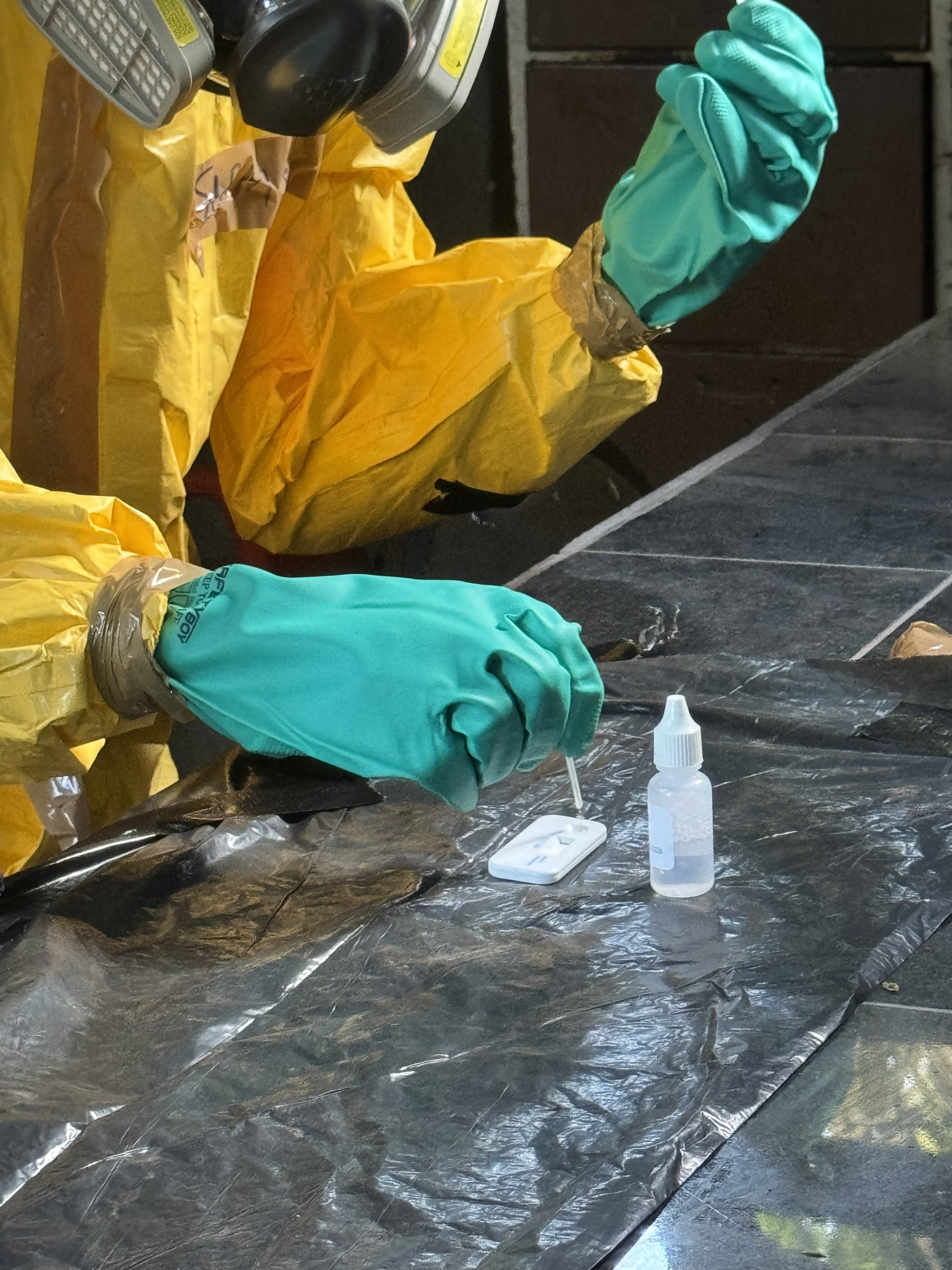 22 biosecurity professionals from 11 East and Central African countries faced a scenario training together as part of the Regional Field Training Exercise (FTX ECA 26) organised jointly by Projects 106 and 99 of the EU CBRN CoE.