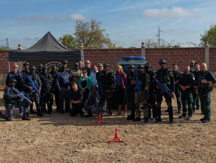 Senegalese participants, instructors, and project representatives at the end of an exercise.